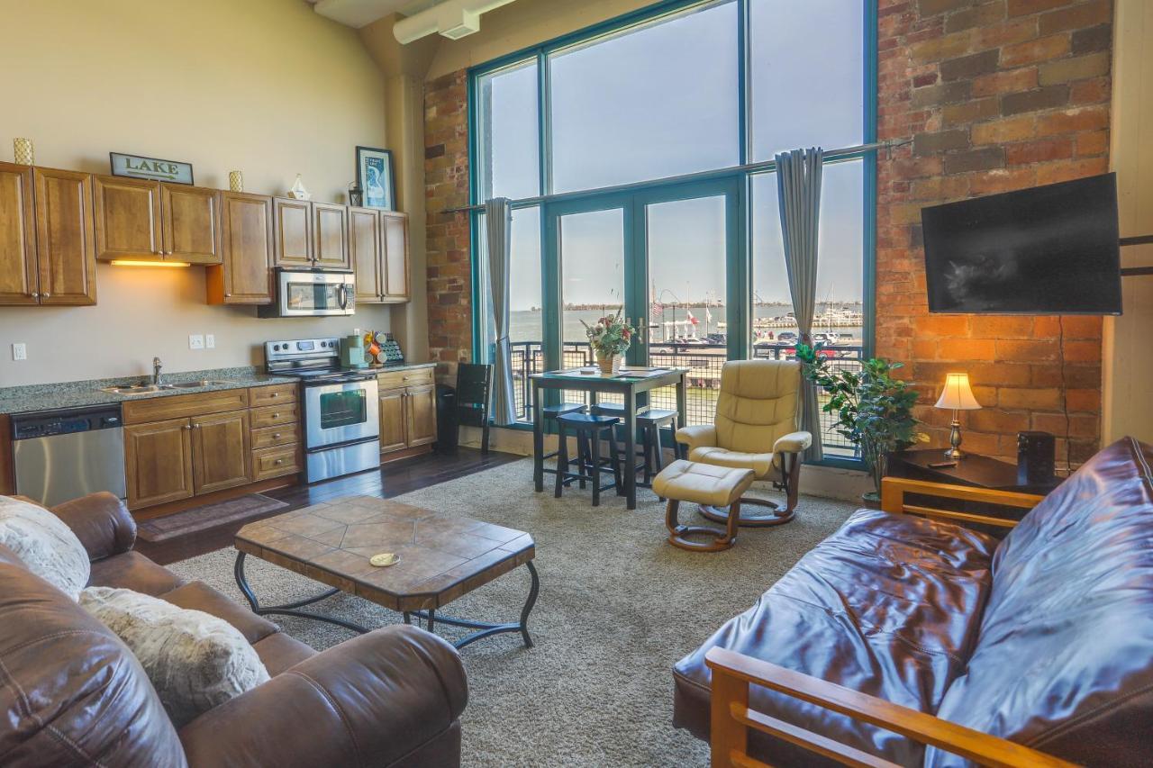 Waterfront Sandusky Vacation Rental Downtown! エクステリア 写真